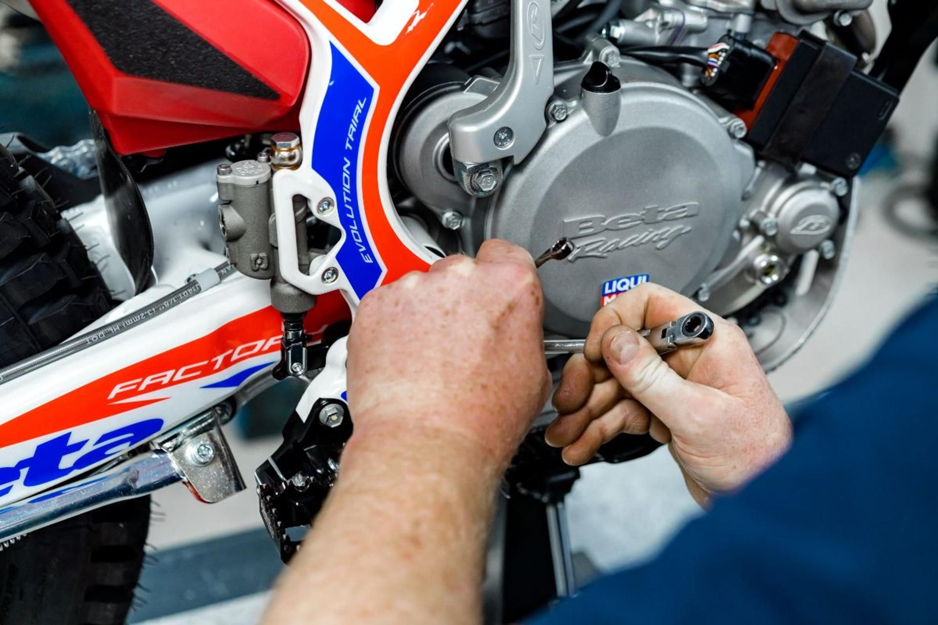 reparatie en onderhoud motorfietsen.